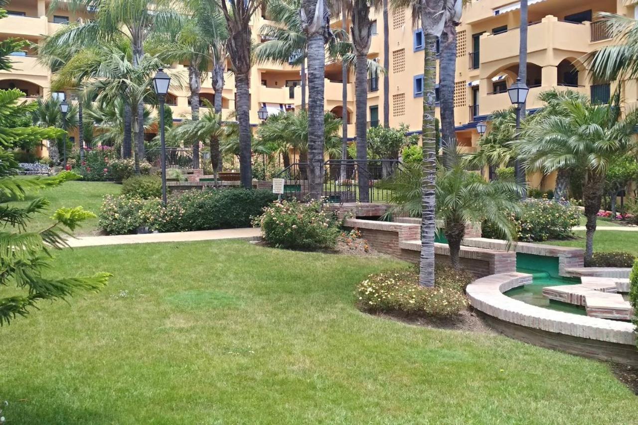 Apartamento Estudio Los Naranjos De Nueva Alcantara Marbella Buitenkant foto